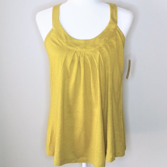 Forever 21 Tops - Forever21 Olive Halter Tank - Size Small